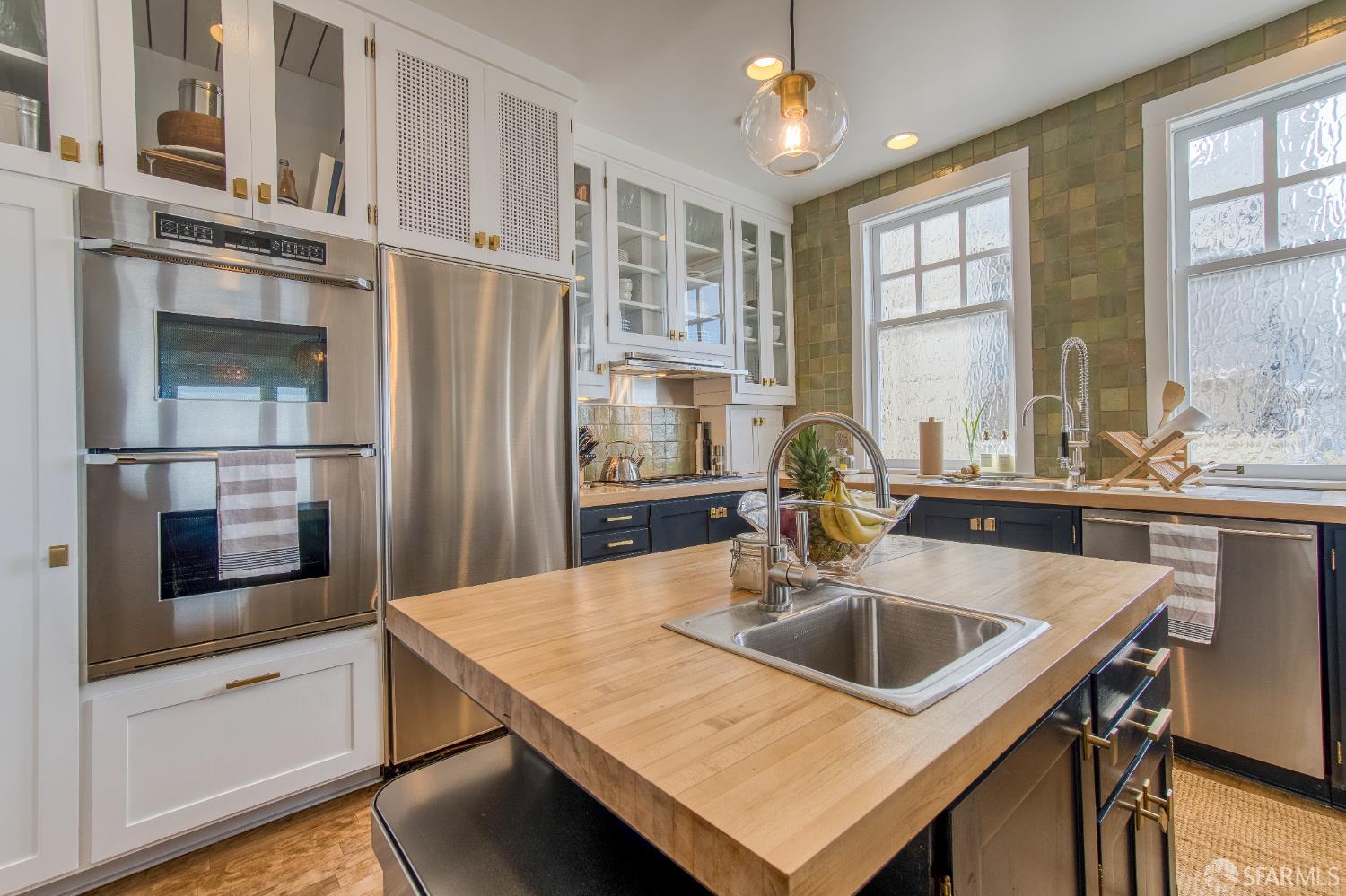 1244 Washington Street