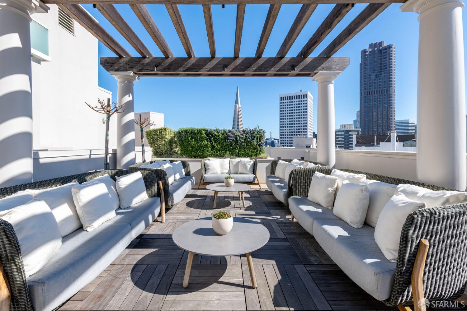 875 California Street # 407