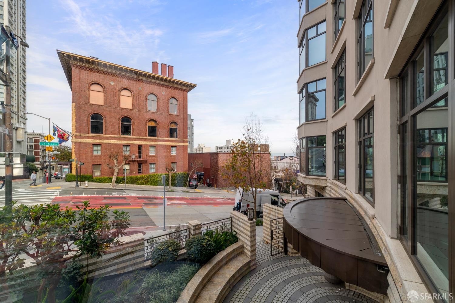 875 California Street # 407