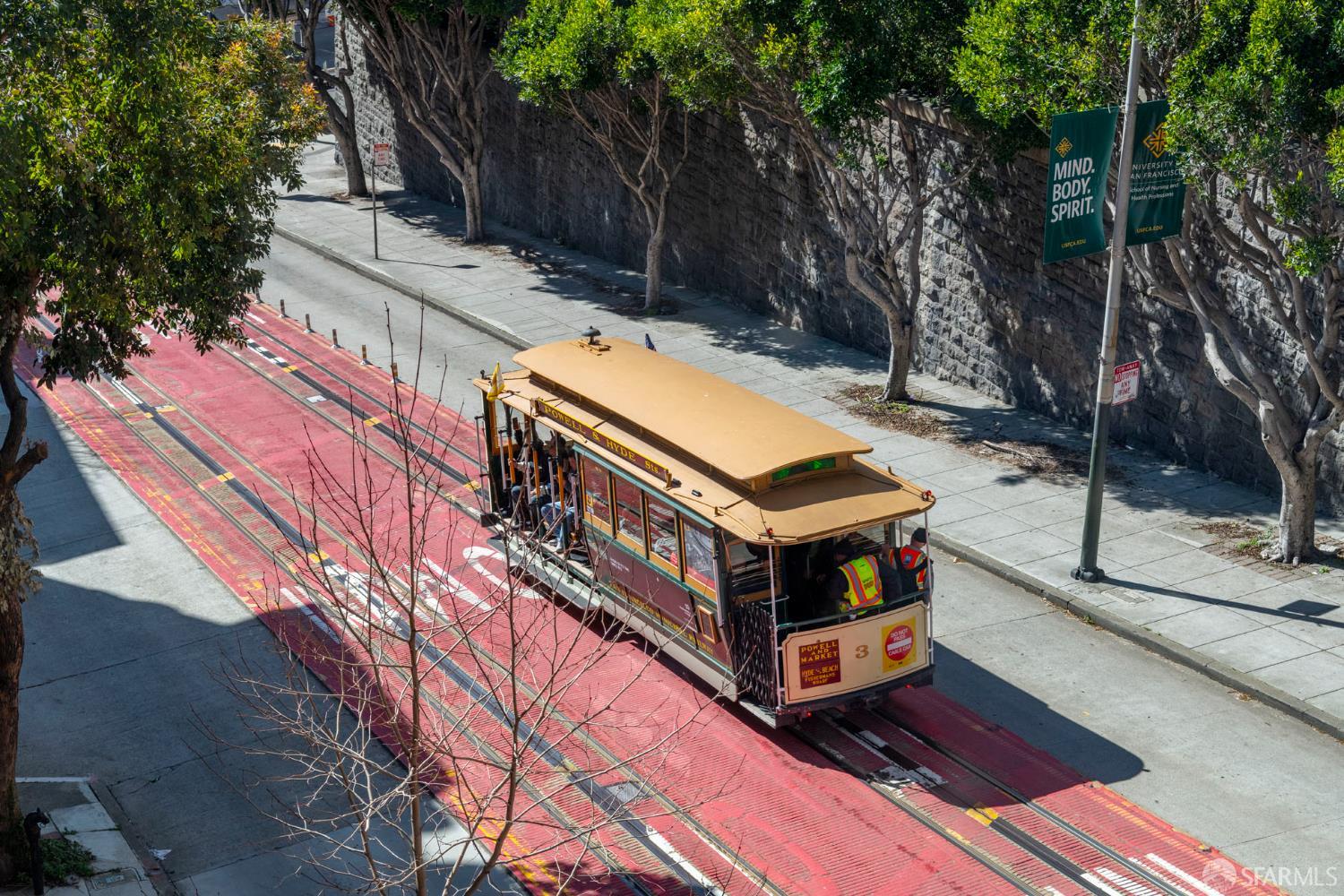 875 California Street # 407