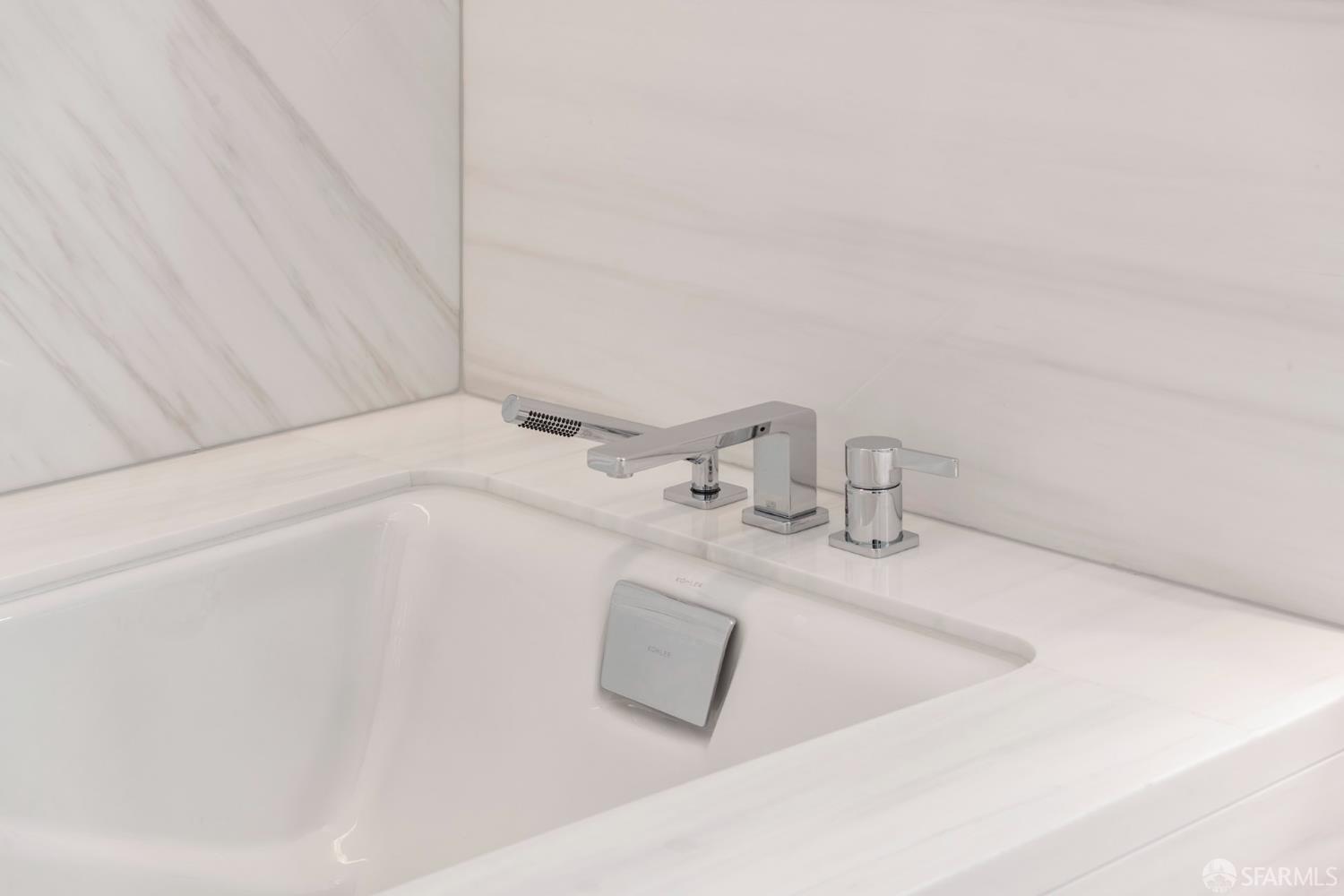 875 California Street # 407