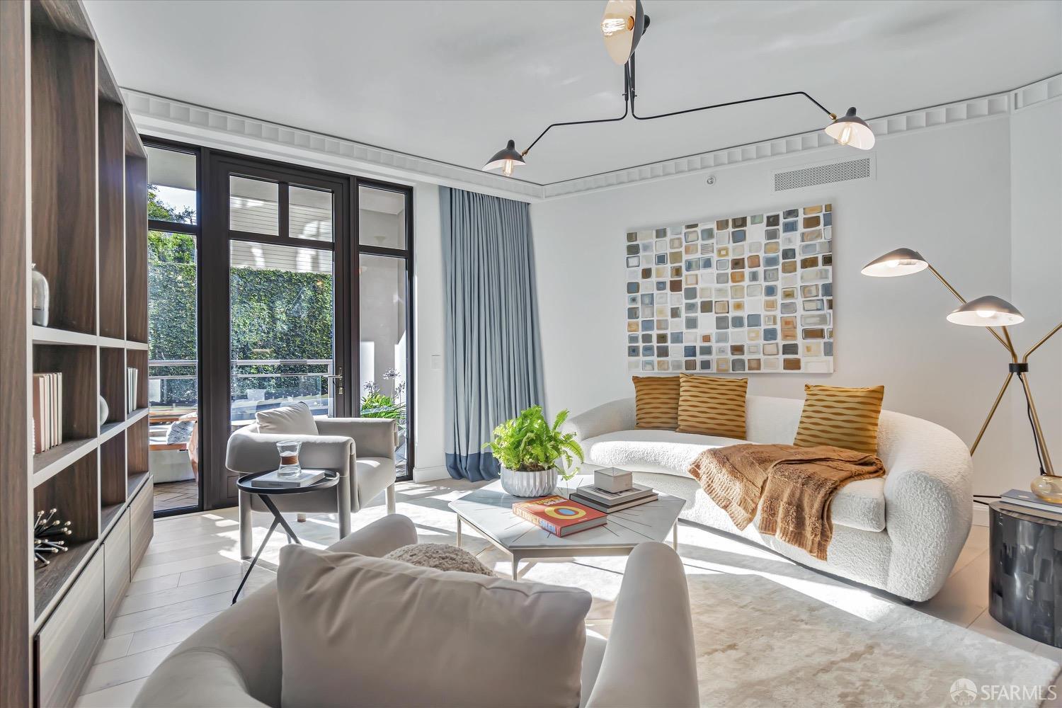 875 California Street # 202