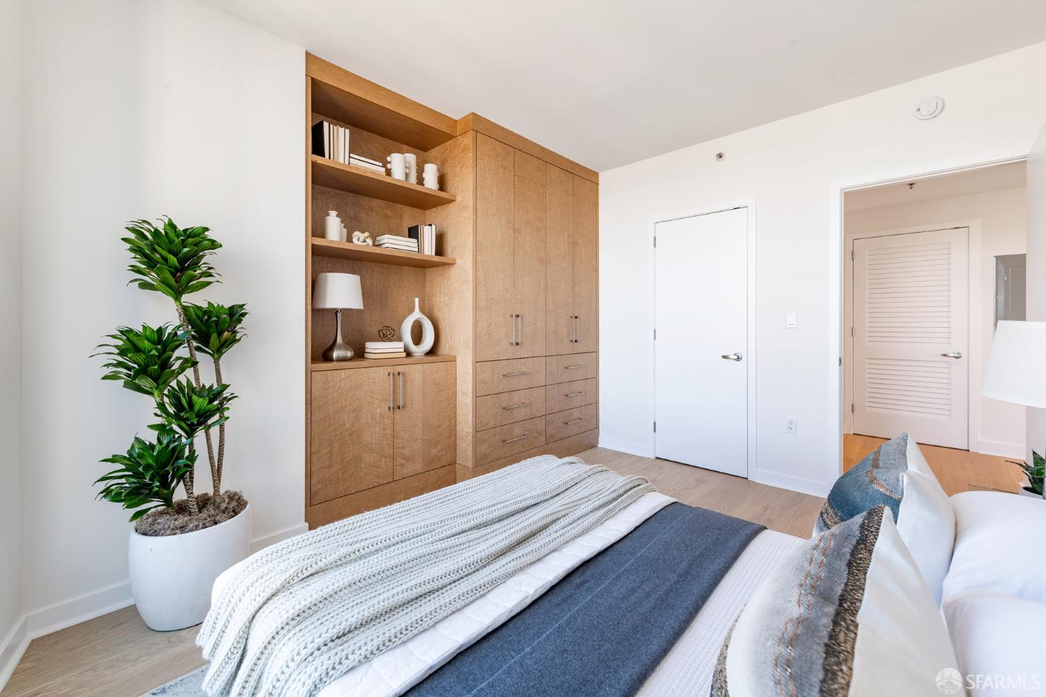 338 Spear Street # 14B