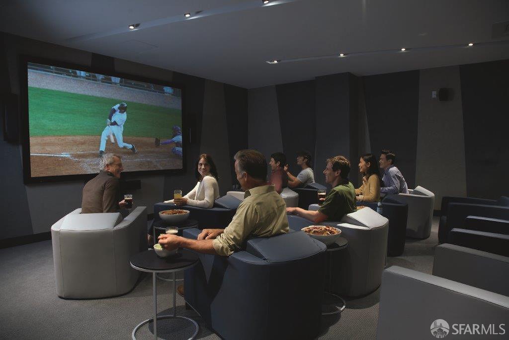 338 Spear Street # 14B