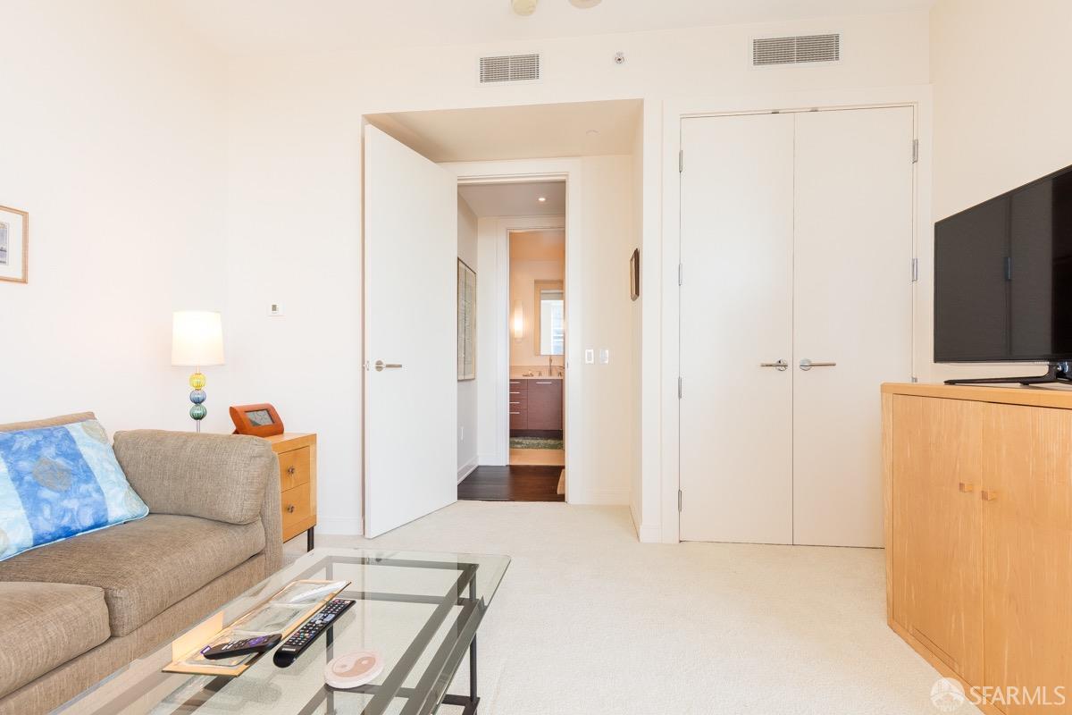 301 Mission Street # 46E