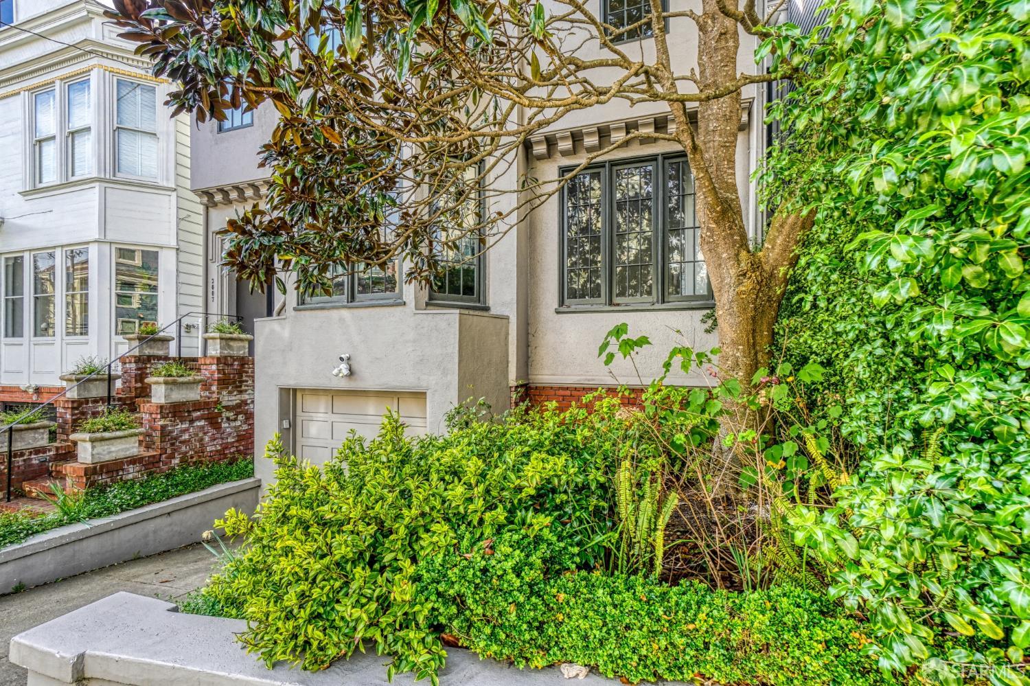 3007 Jackson Street