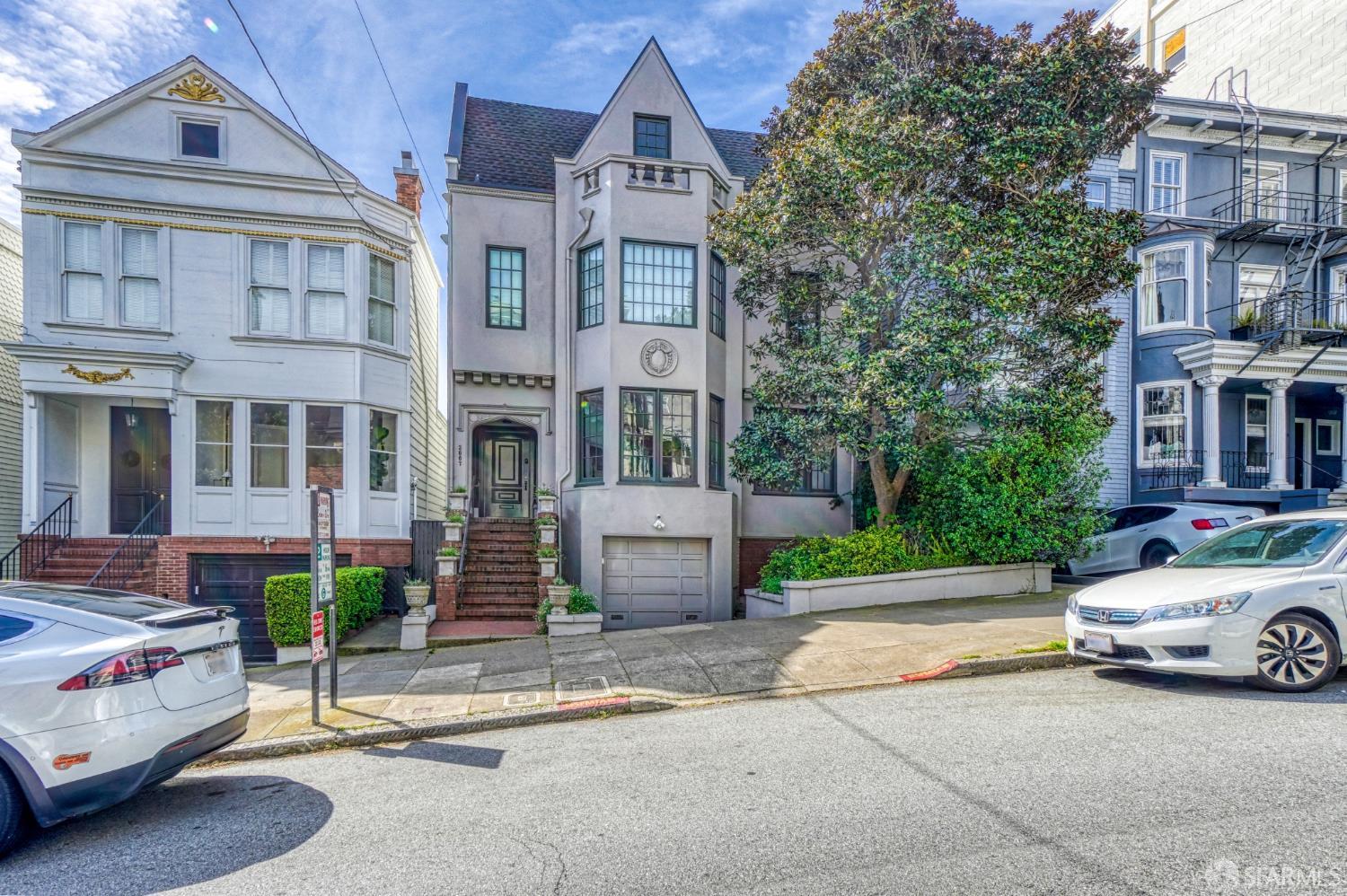3007 Jackson Street