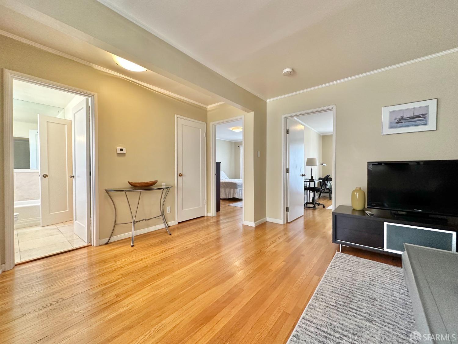 2006 Laguna Street # 2012
