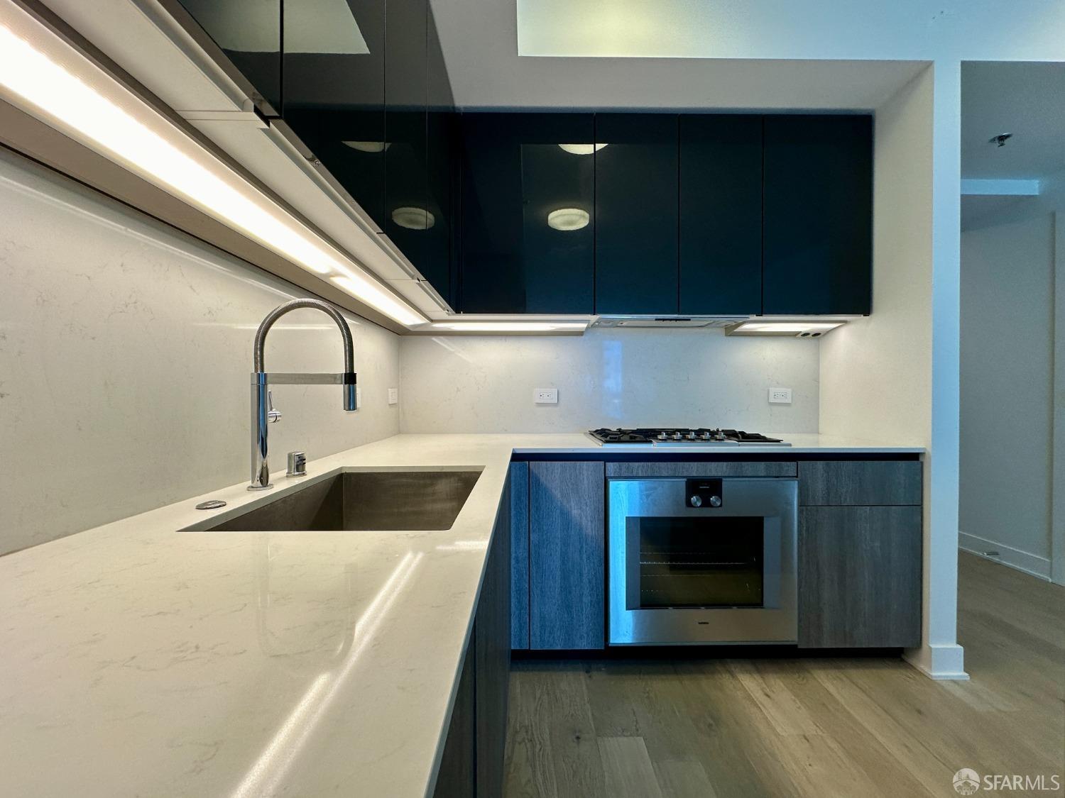 201 Folsom Street # 15D