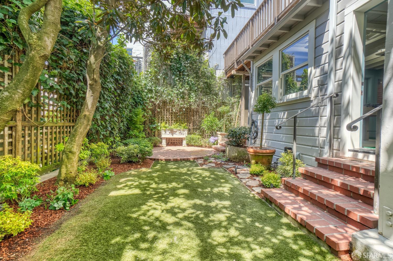 3007 Jackson Street