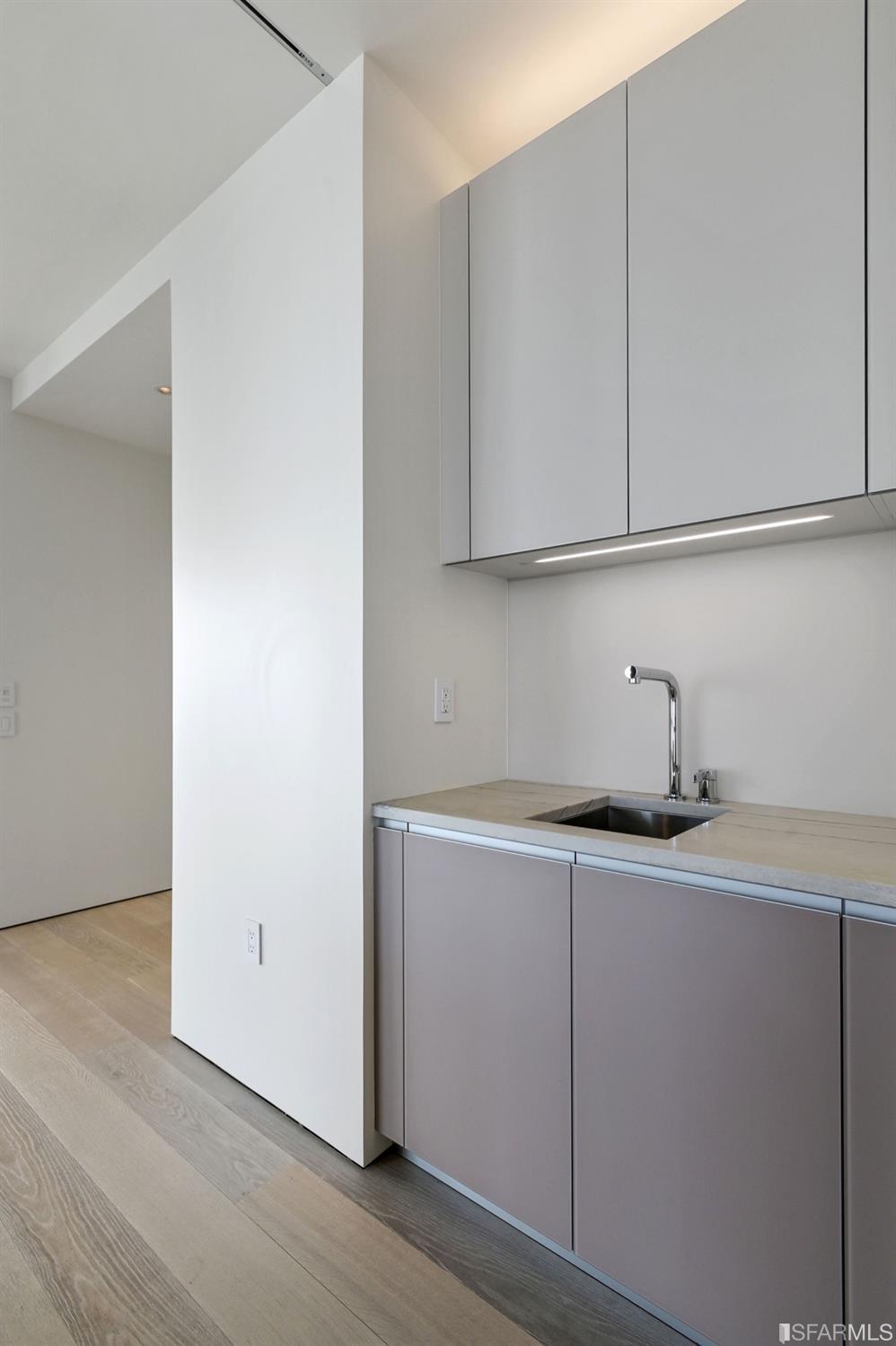 181 Fremont Street # 58B