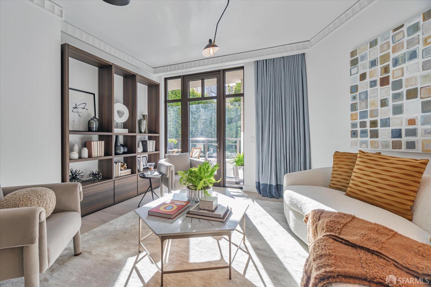 875 California Street # 202