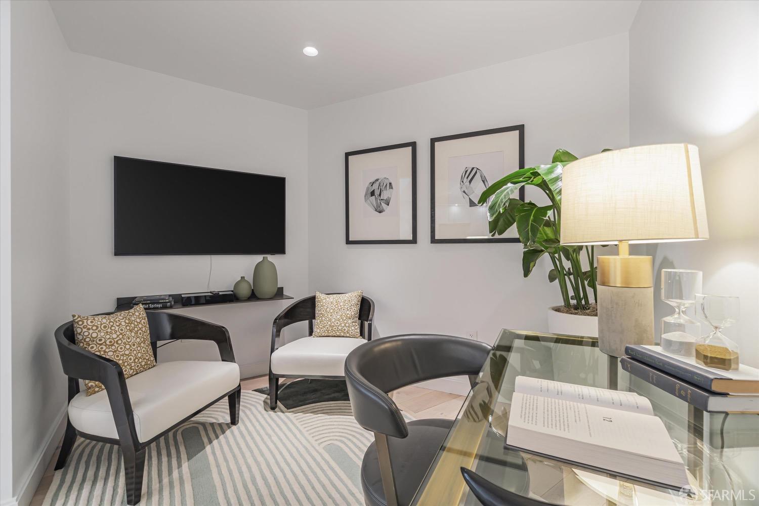 875 California Street # 202