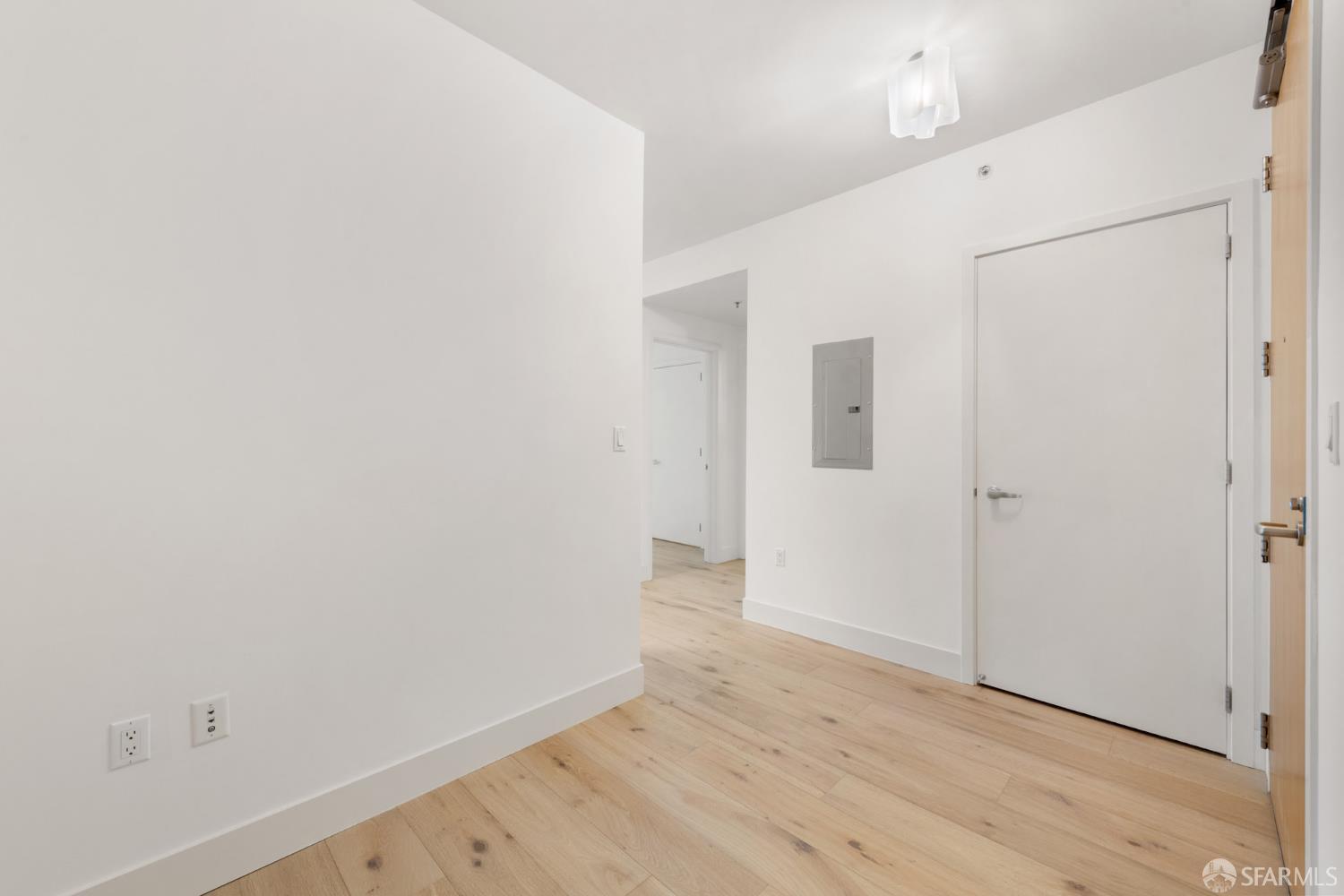 318 Spear Street # 4E
