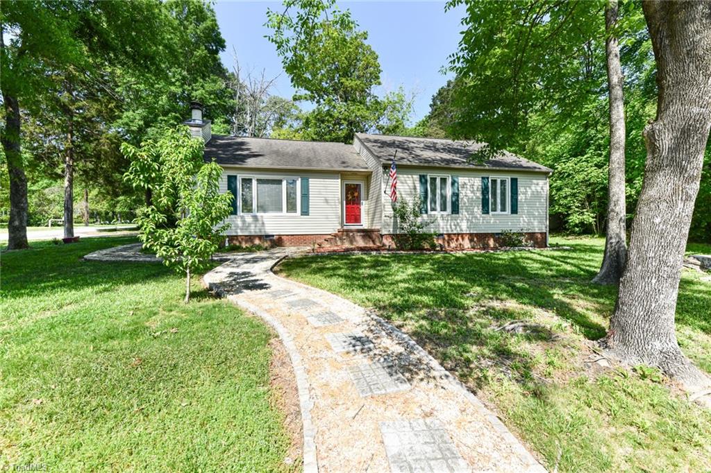 3106 Merryweather Road