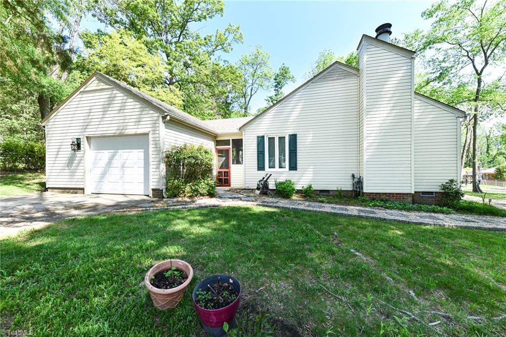 3106 Merryweather Road