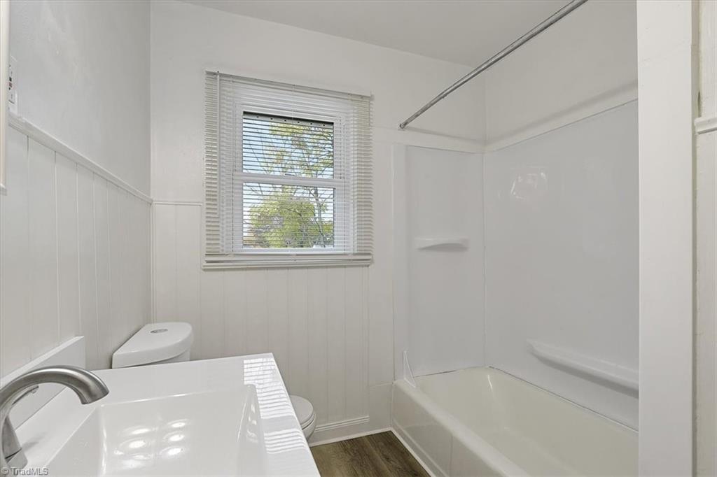 1301 Fairview Street