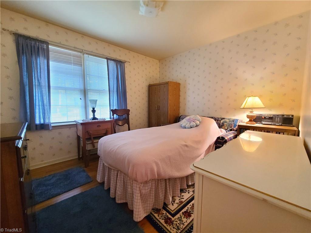 3905 Kalloramo Drive