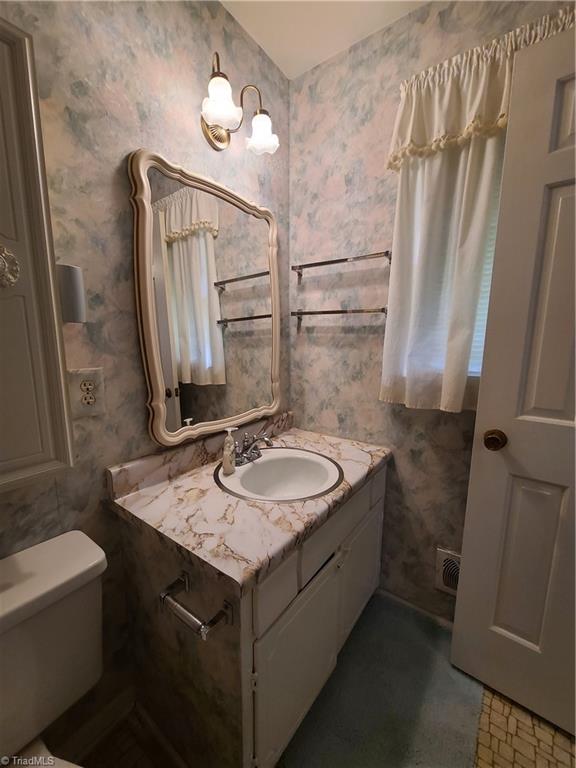 3905 Kalloramo Drive