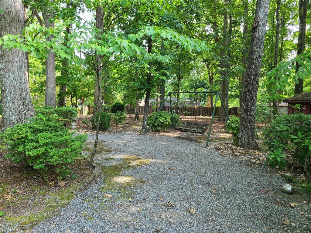 3905 Kalloramo Drive