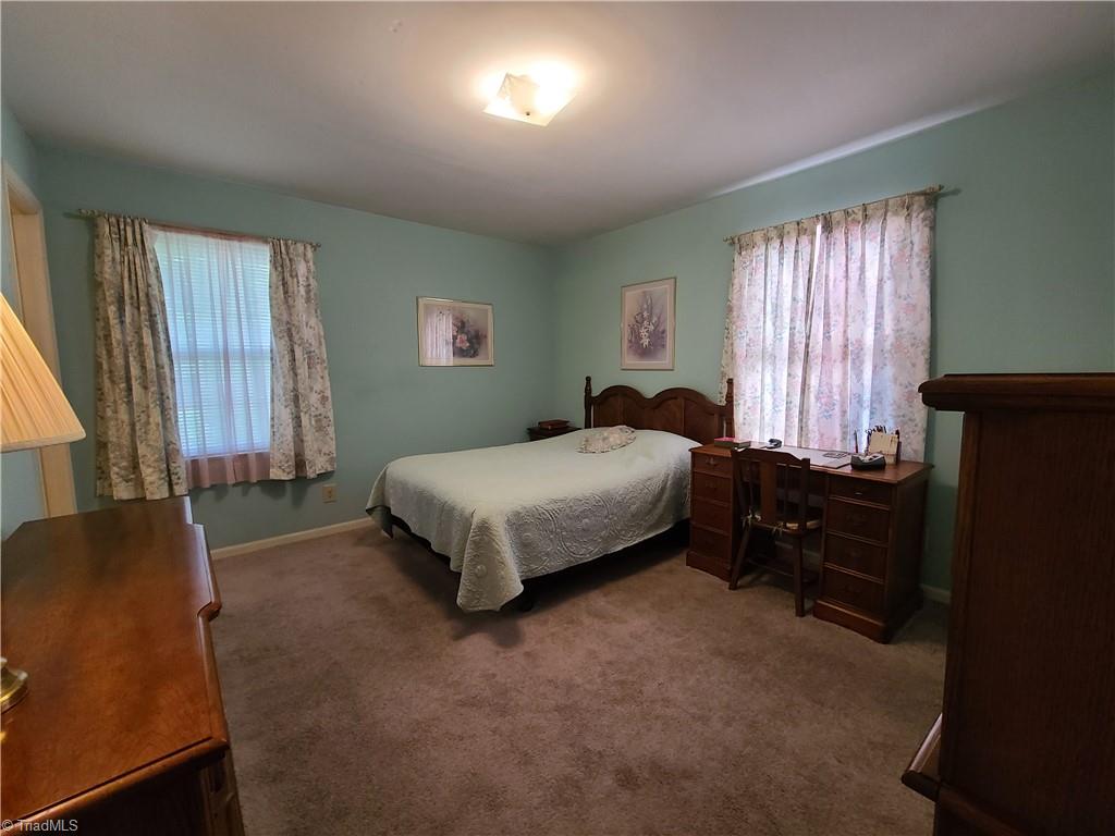 3905 Kalloramo Drive