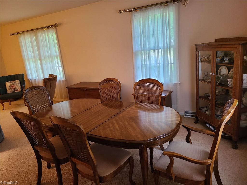 3905 Kalloramo Drive