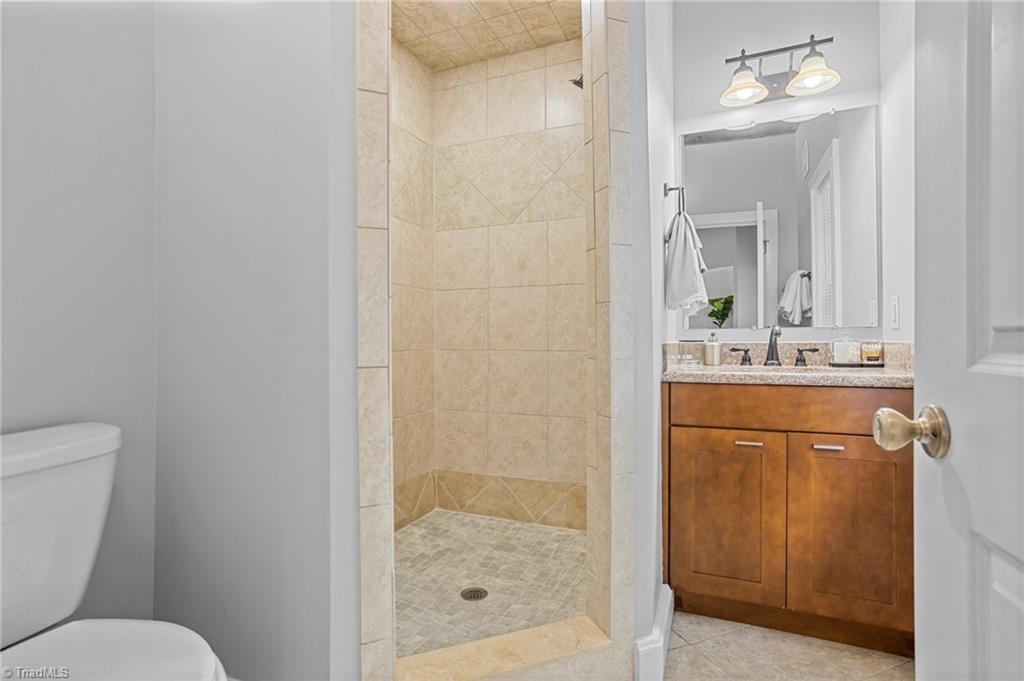 318 Sues Blues Alley