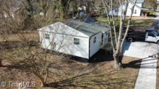 1320 E Commerce Avenue