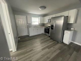 1320 E Commerce Avenue