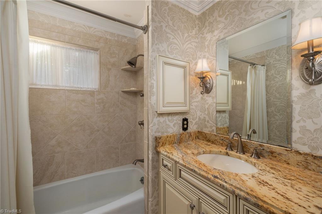 4903 Sedgelane Drive