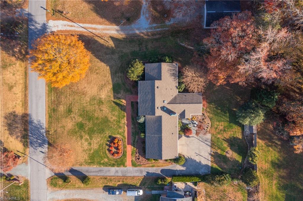 4903 Sedgelane Drive