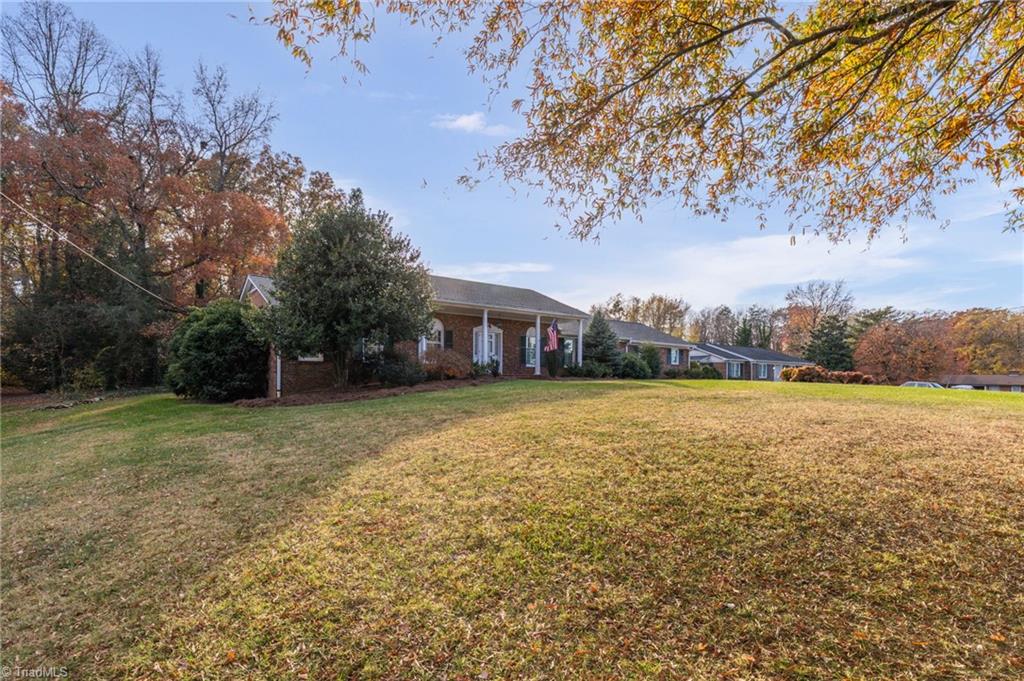 4903 Sedgelane Drive