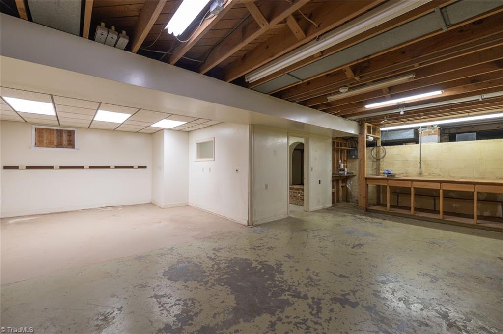 4903 Sedgelane Drive