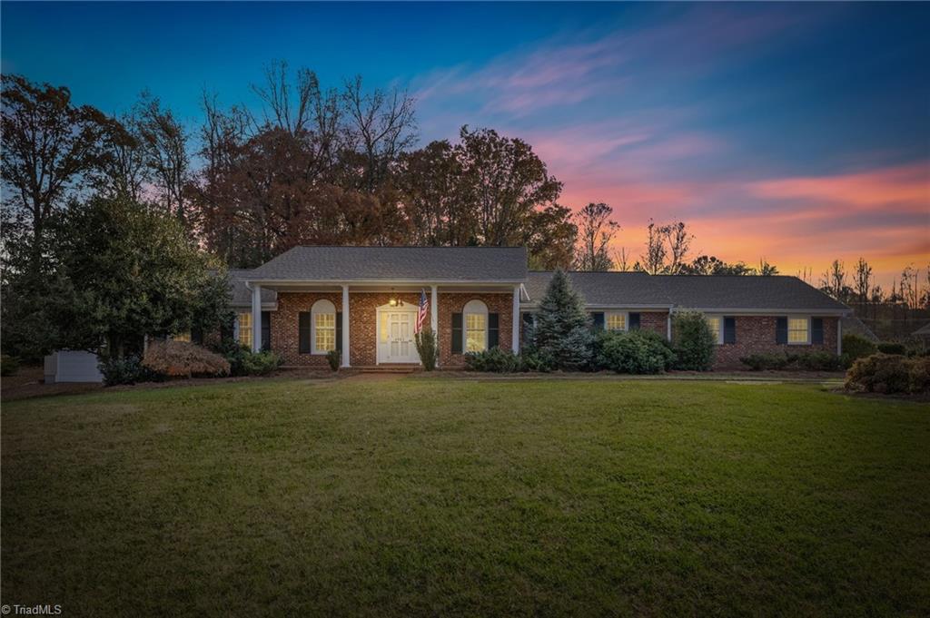 4903 Sedgelane Drive