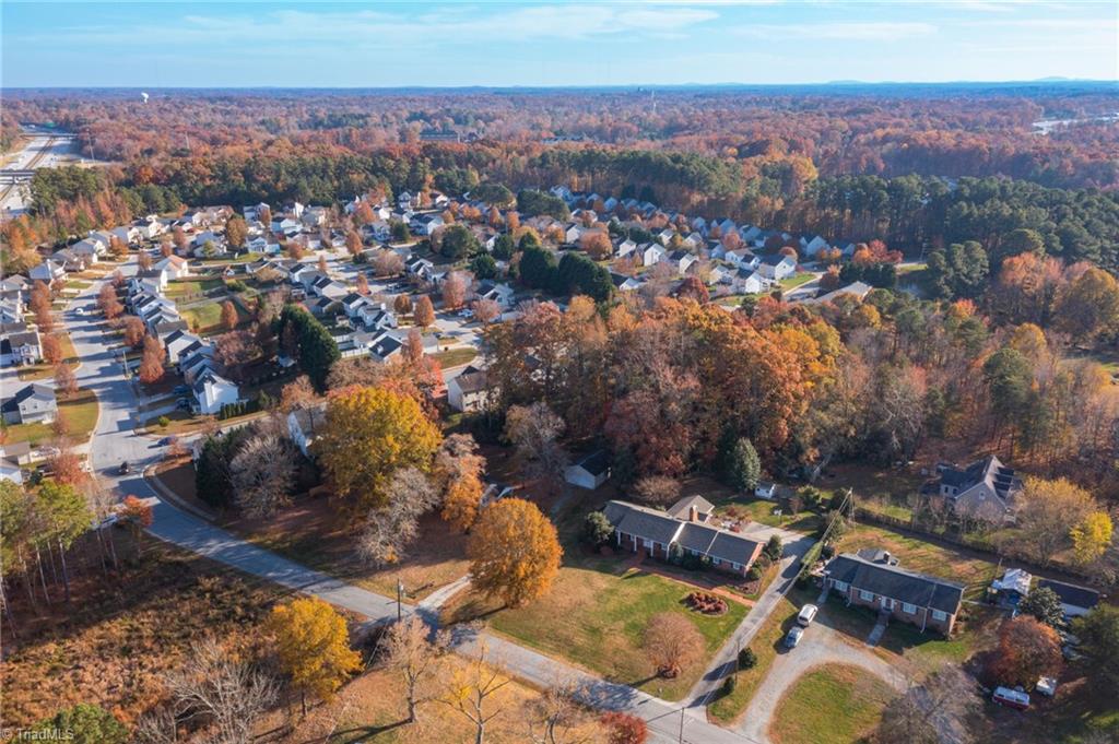 4903 Sedgelane Drive