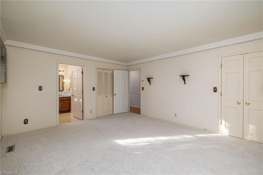 4903 Sedgelane Drive