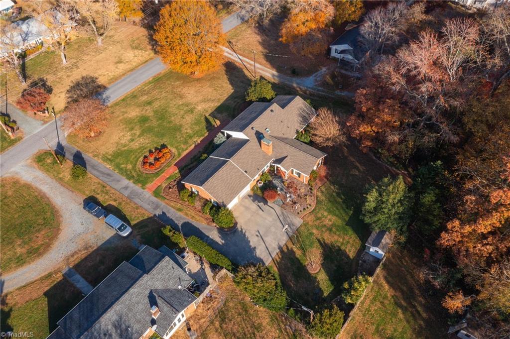 4903 Sedgelane Drive