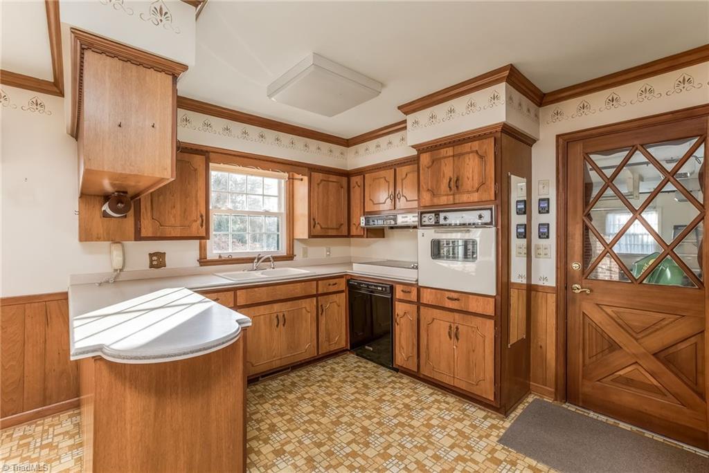 4903 Sedgelane Drive