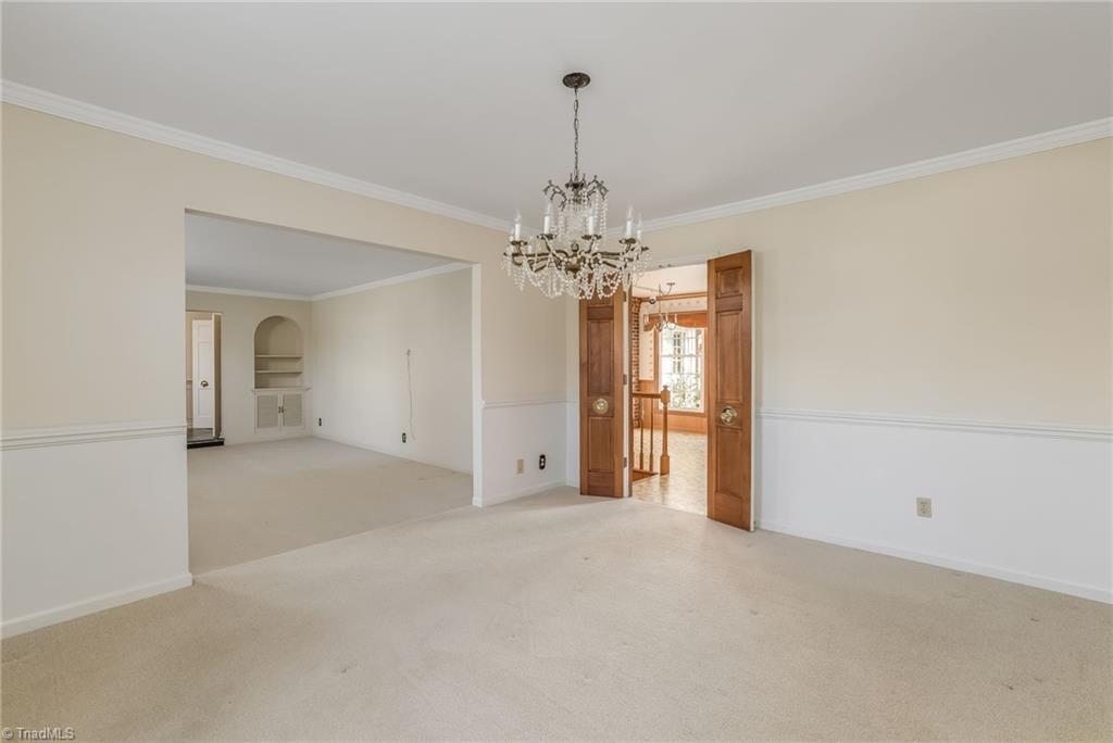 4903 Sedgelane Drive