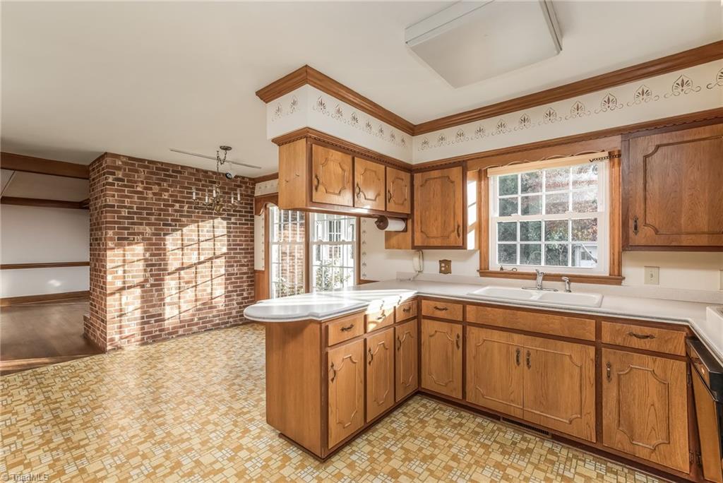 4903 Sedgelane Drive