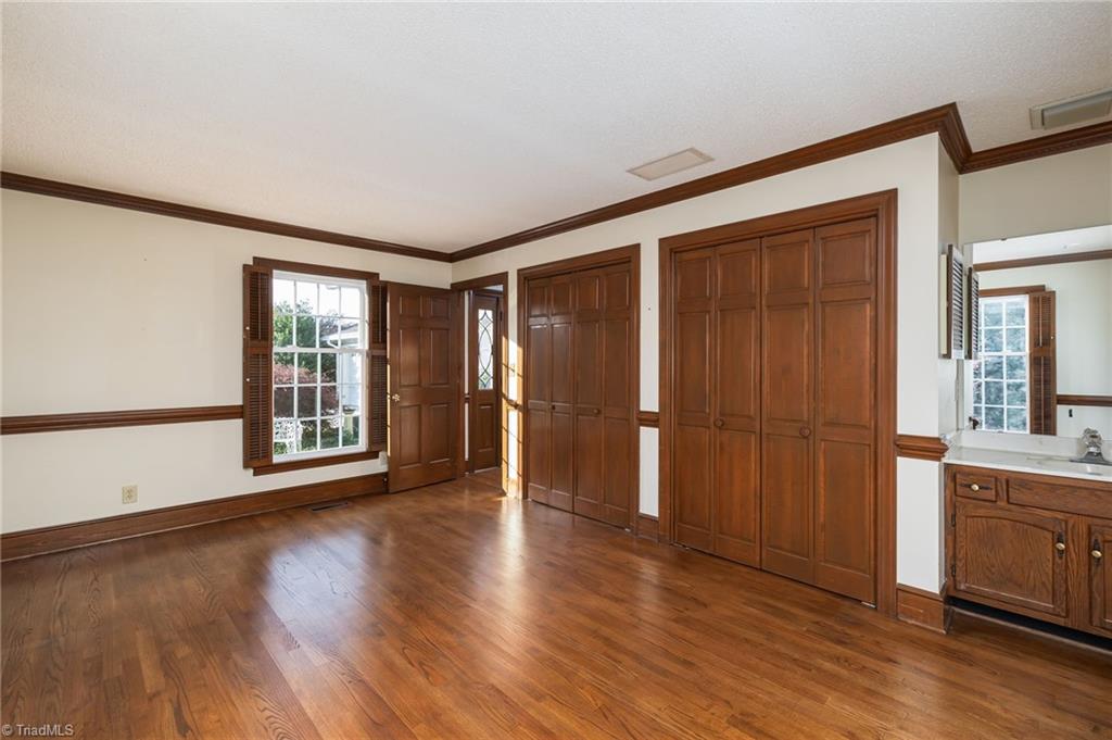 4903 Sedgelane Drive