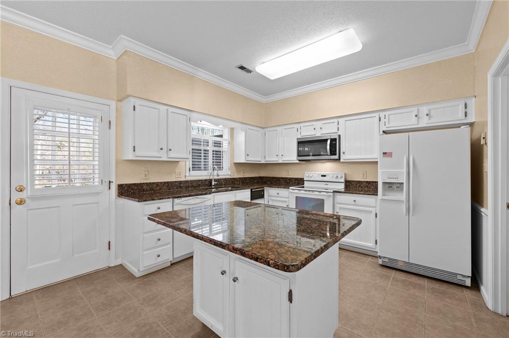 3410 Northline Avenue # B