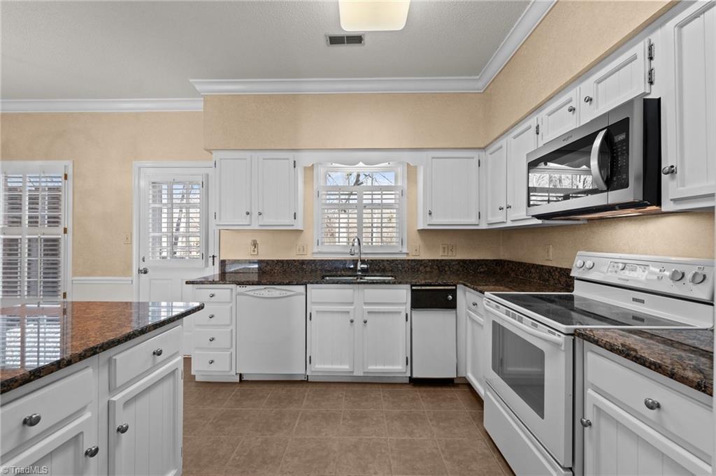 3410 Northline Avenue # B