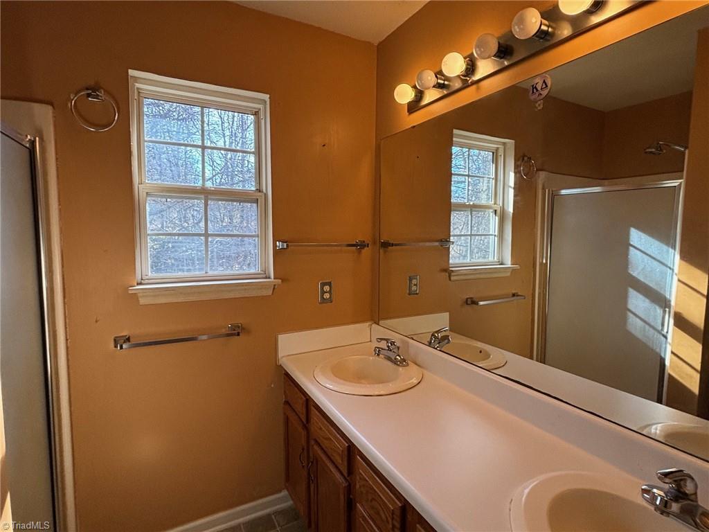 558 Orchard Ridge Lane