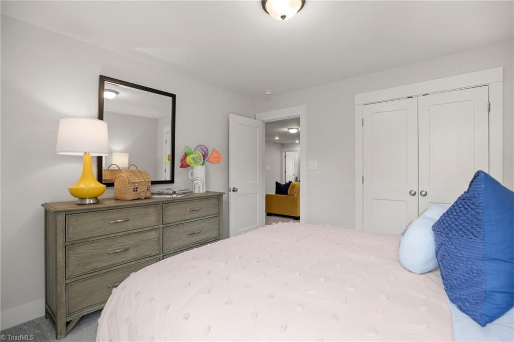 1103 Summerhouse Way