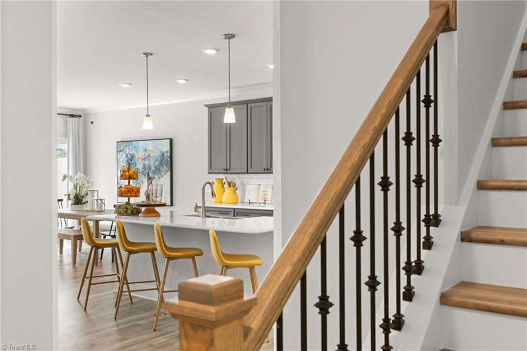 1103 Summerhouse Way