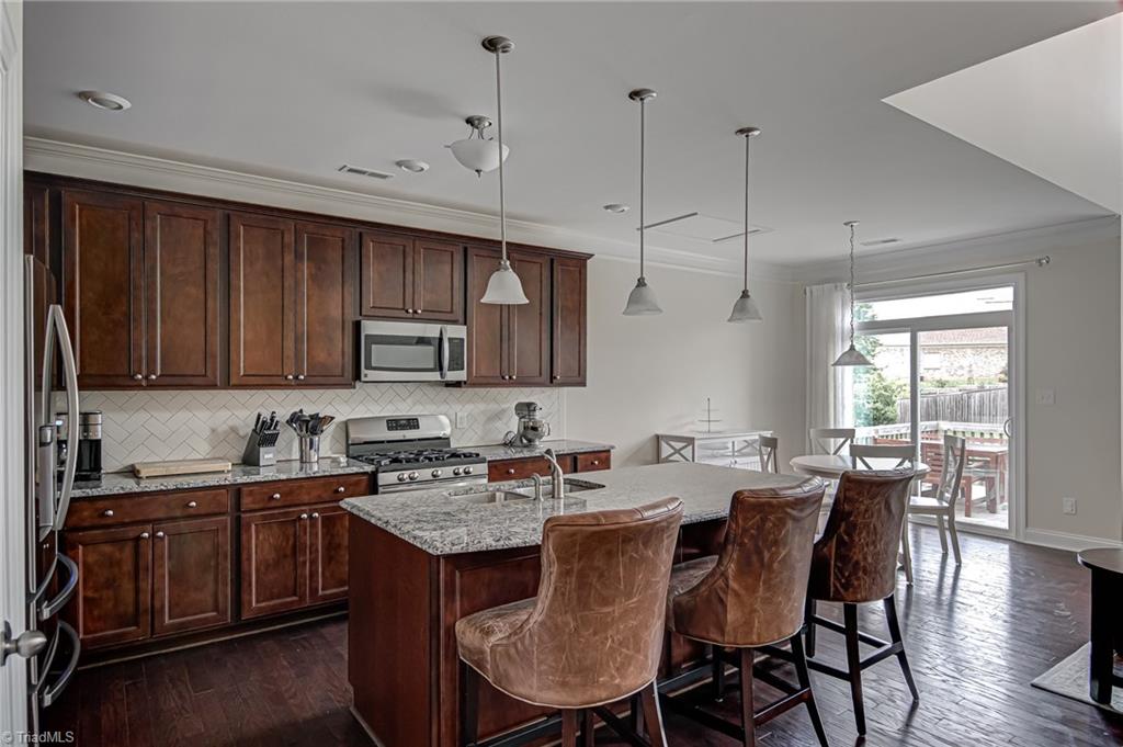 5812 Griffin Village Court