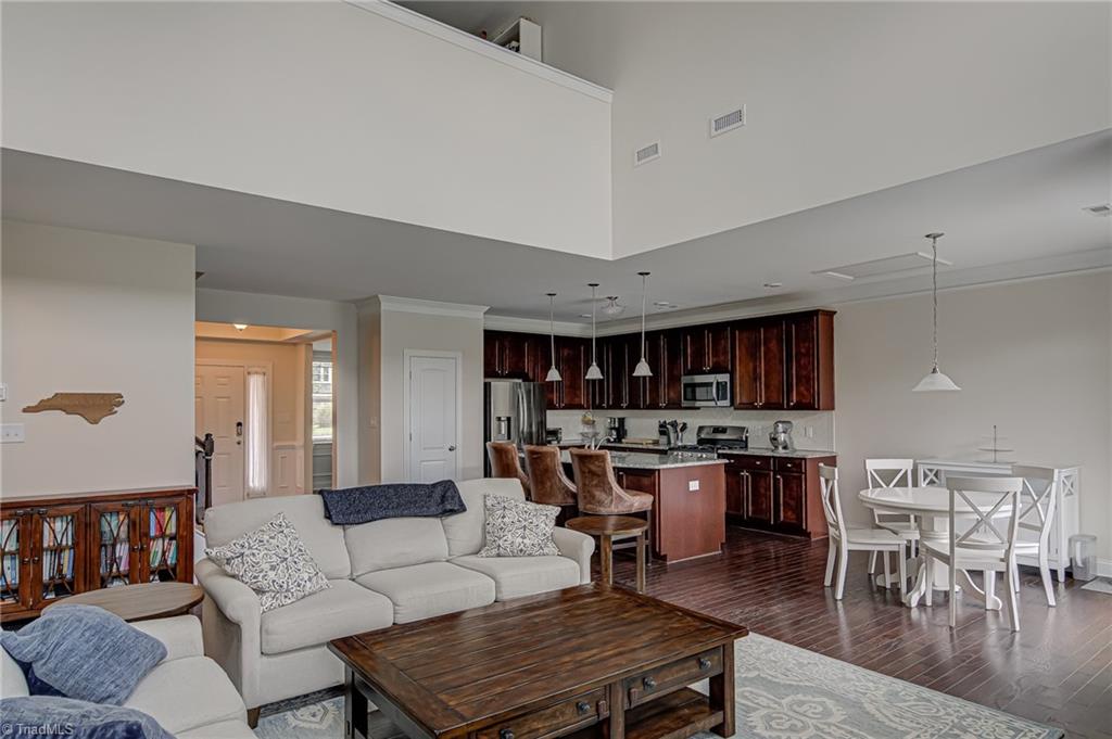 5812 Griffin Village Court