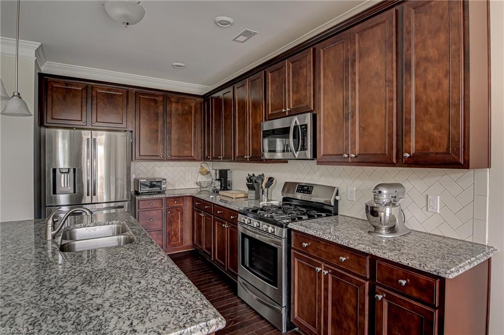 5812 Griffin Village Court