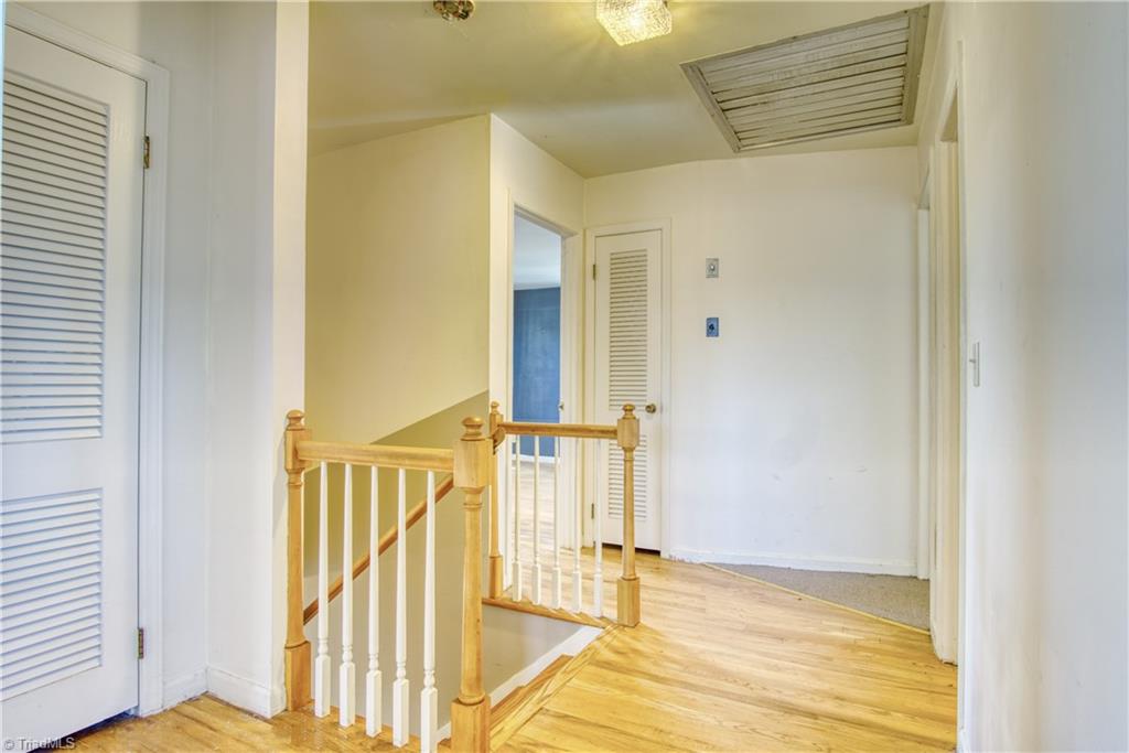 4713 Kingswood Drive